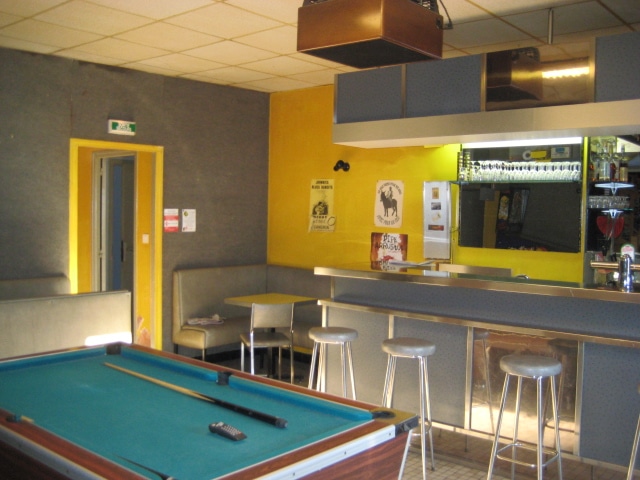 Local bar café